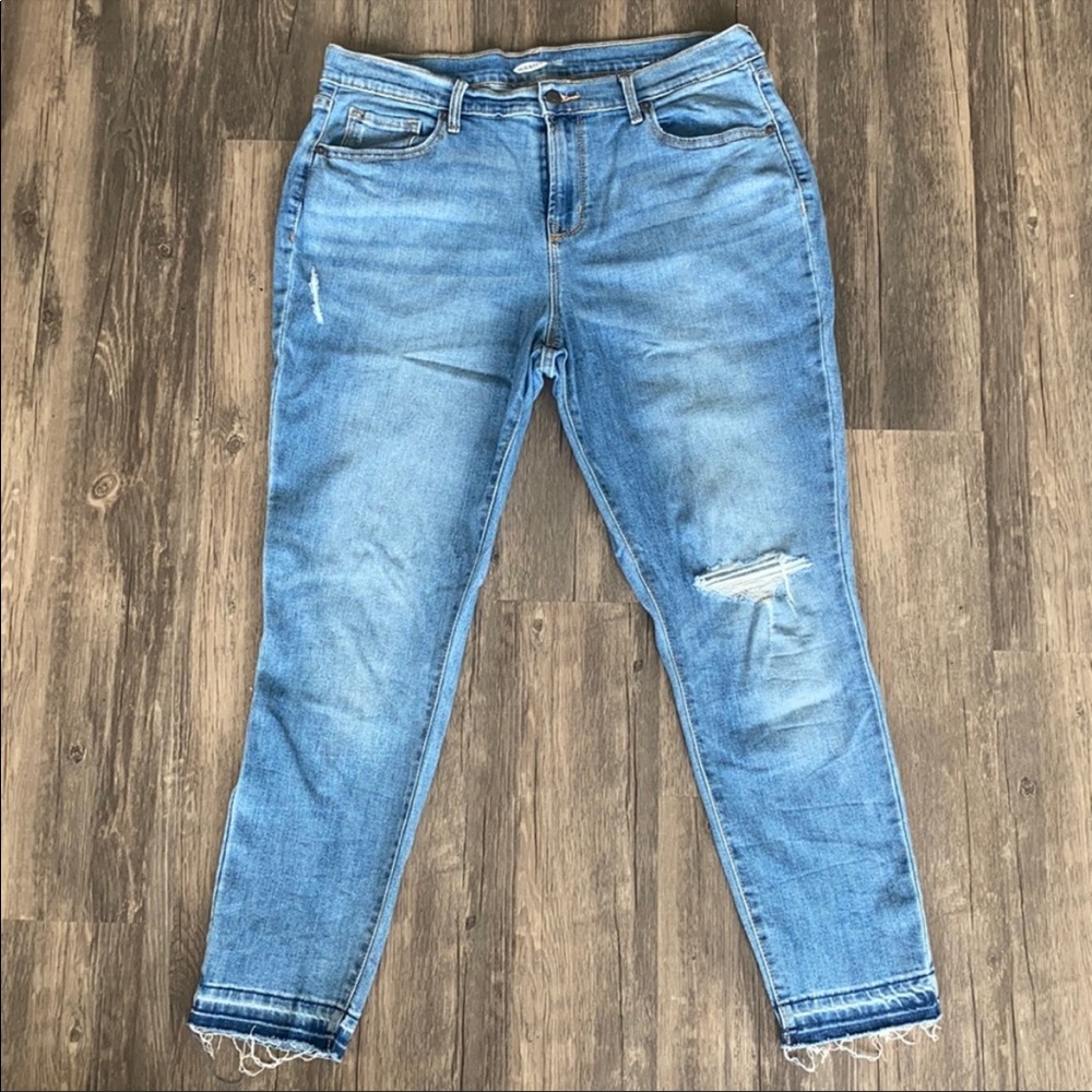 Old Navy size 14 curvy skinny light denim jeans
